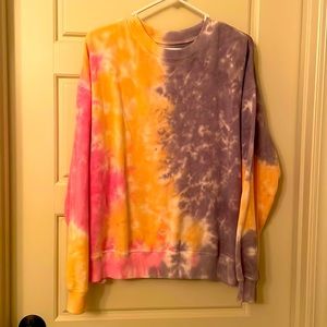 SO Brand Junior’s XXL Oversized Tie-Dye Sweatshirt